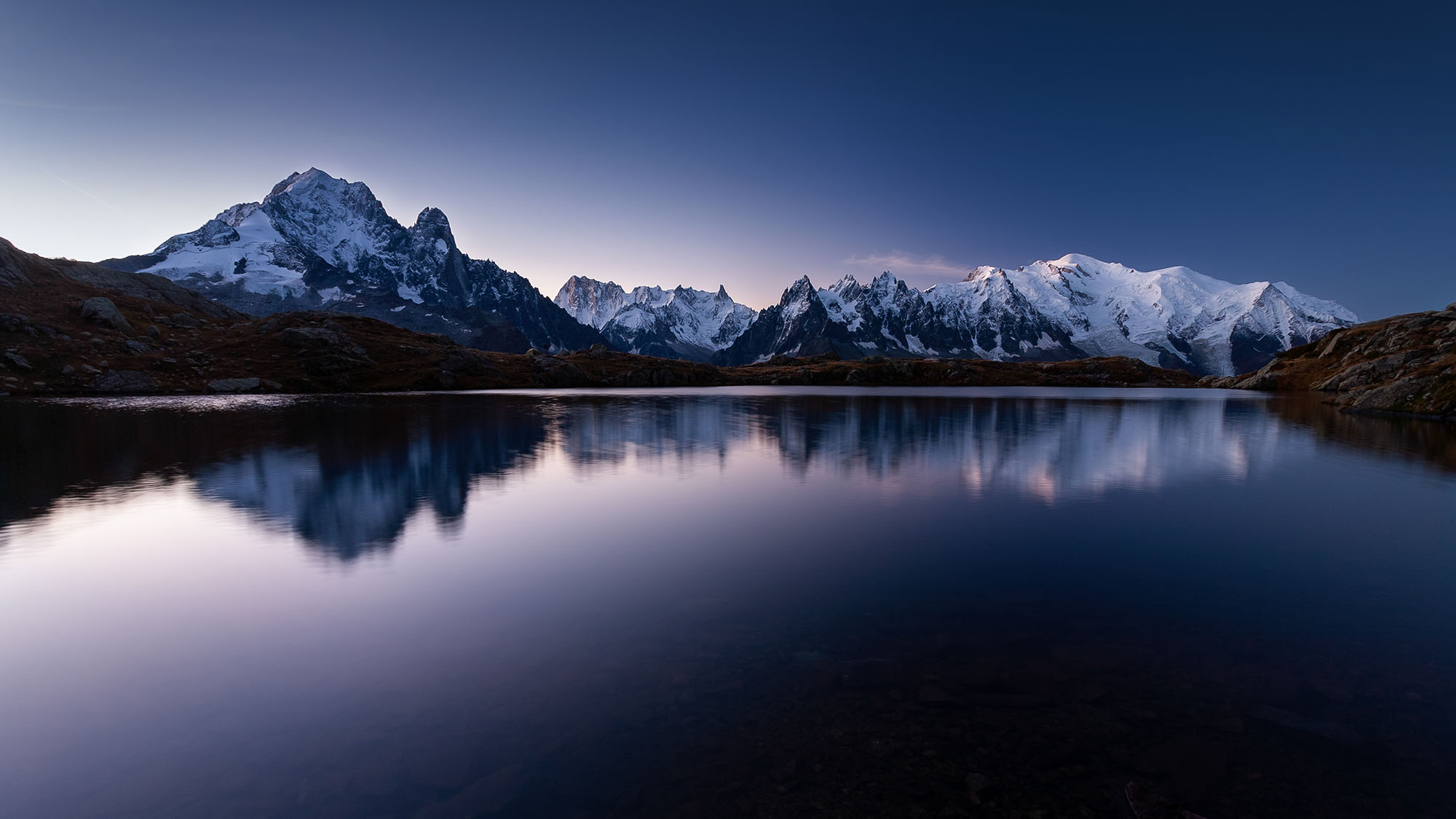 img/backgrounds/background1.jpg